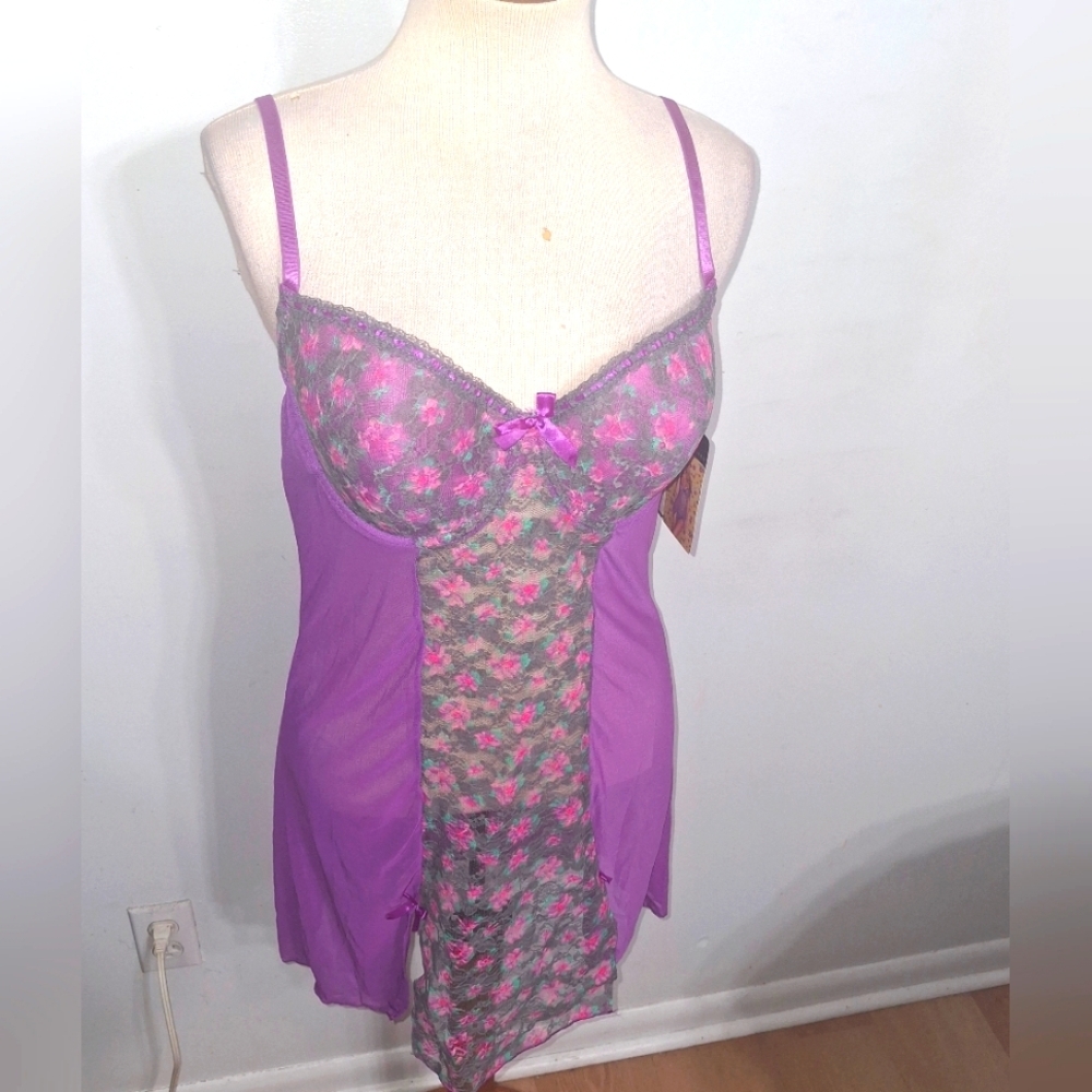 NEW WITH TAGS!Elegant Purple and Gray Lace Chemise
